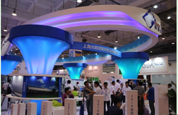 光明乳業(yè)閃耀2016中國(guó)奶業(yè)展覽會(huì) 創(chuàng)新產(chǎn)品與服務(wù)引爆全場(chǎng)